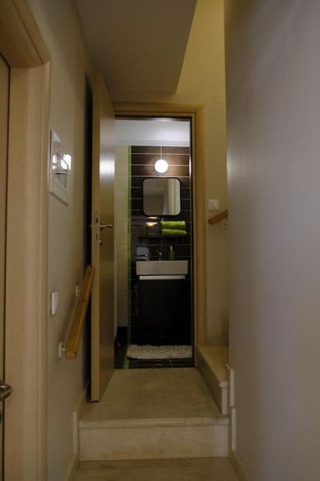 Apartment With Garden In Thessaloniki. Esterno foto